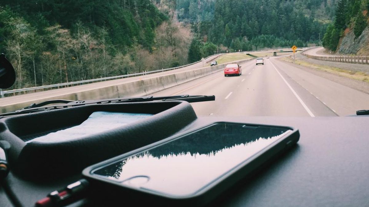 Electronic vs. paper mileage log