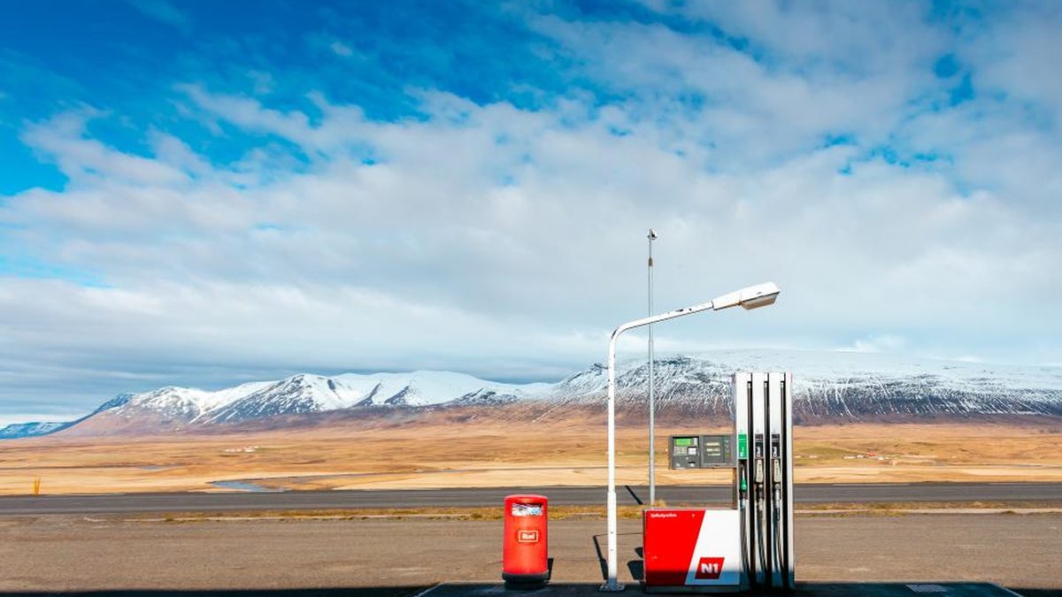 Flat-rate fuel expenses vs. mileage log